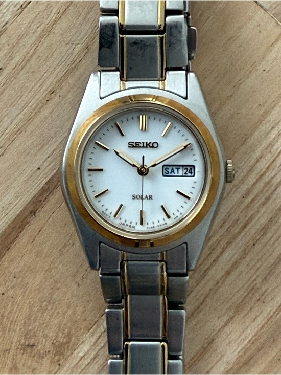 Seiko Solar Ladies Watch White Dial Two-Tone Bracelet Case Day Date Window main image 7